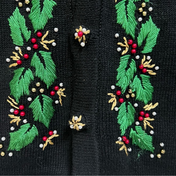 Christmas Sweater Embroidered Cardigan Size Medium Cotton Blend Black Red Green - Picture 11 of 11